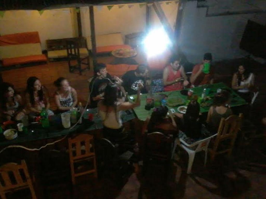 Hostel Costanera Gualeguaychú Екстериор снимка